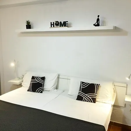 Апартаменты Jasmina En Garden Y Piscina Climatizada Адехе